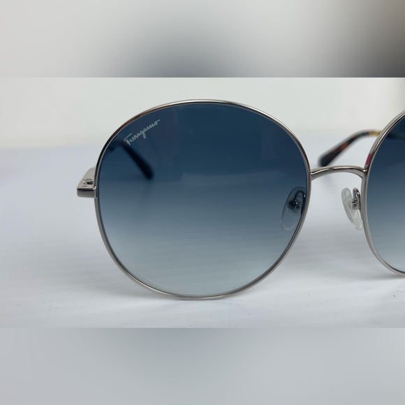 FERRAGAMO Oversized Gradient Blue Round Lens Silver Color Frame Sunglasses 60mm - Picture 3 of 14